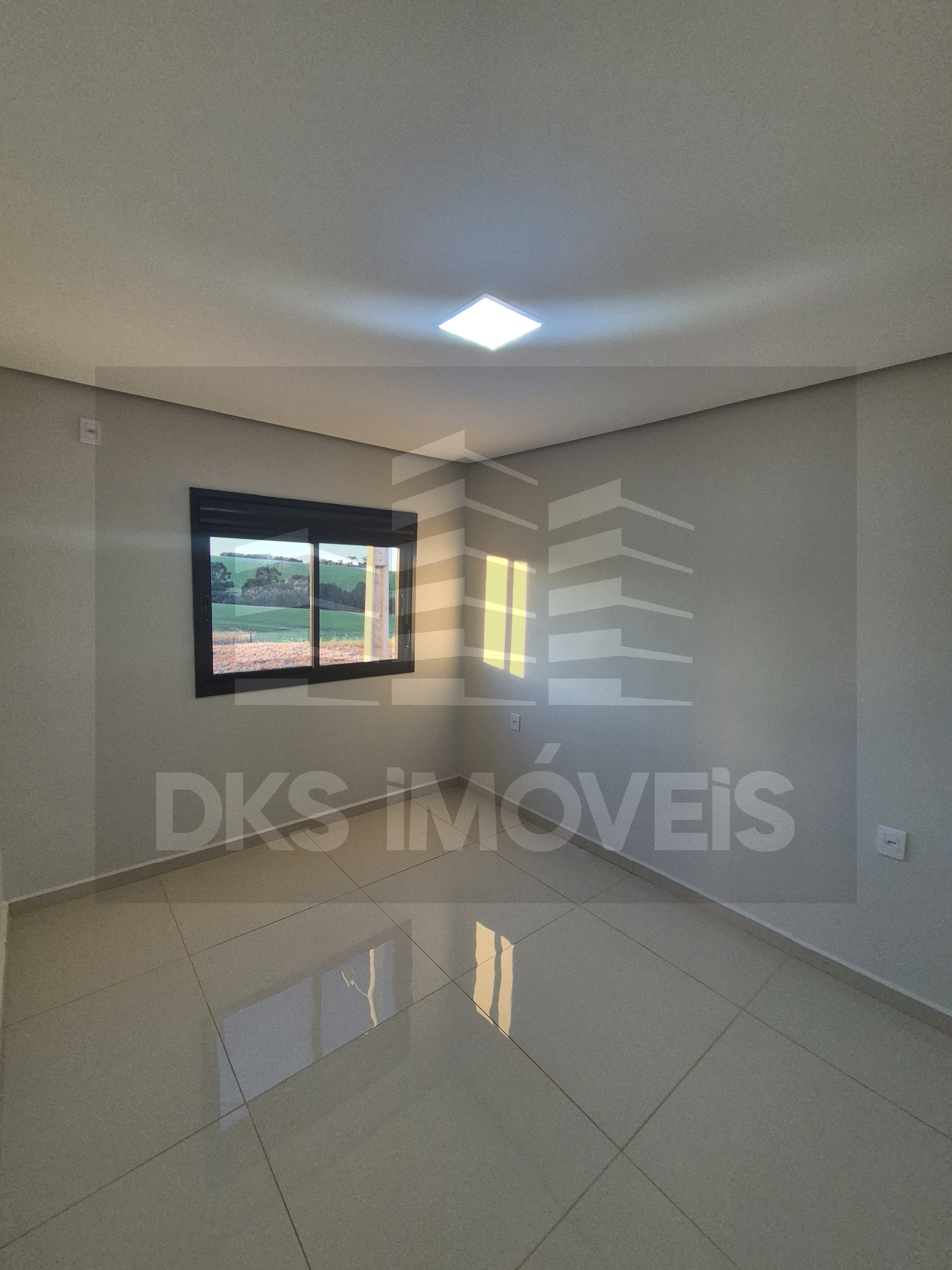 Excelente casa de esquina — à venda em Ibirubá — Foto 7