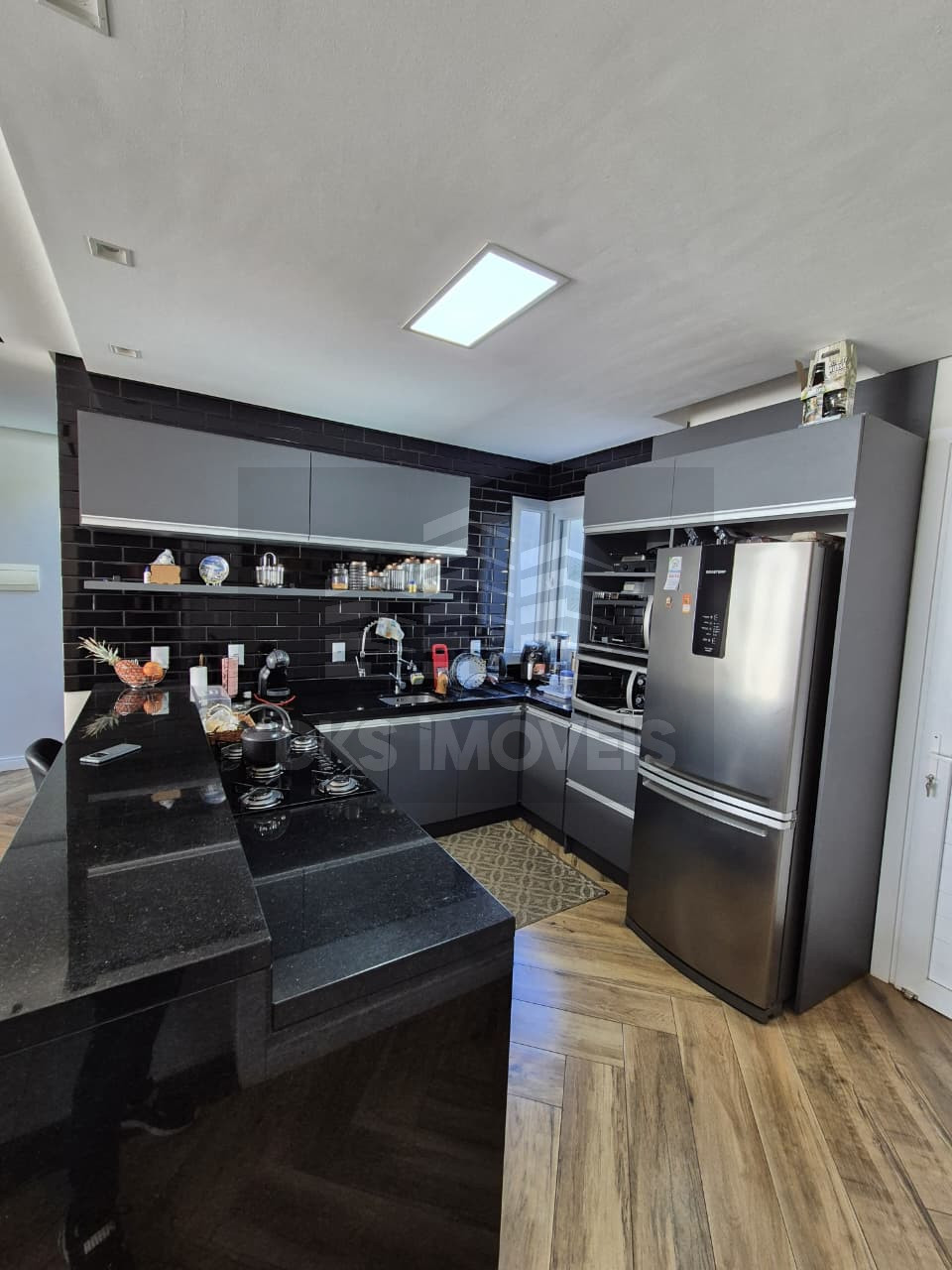 Casa de Alto Padrão à Venda – 220m² com Piscina Aquecida — à venda em Ibirubá — Foto 5